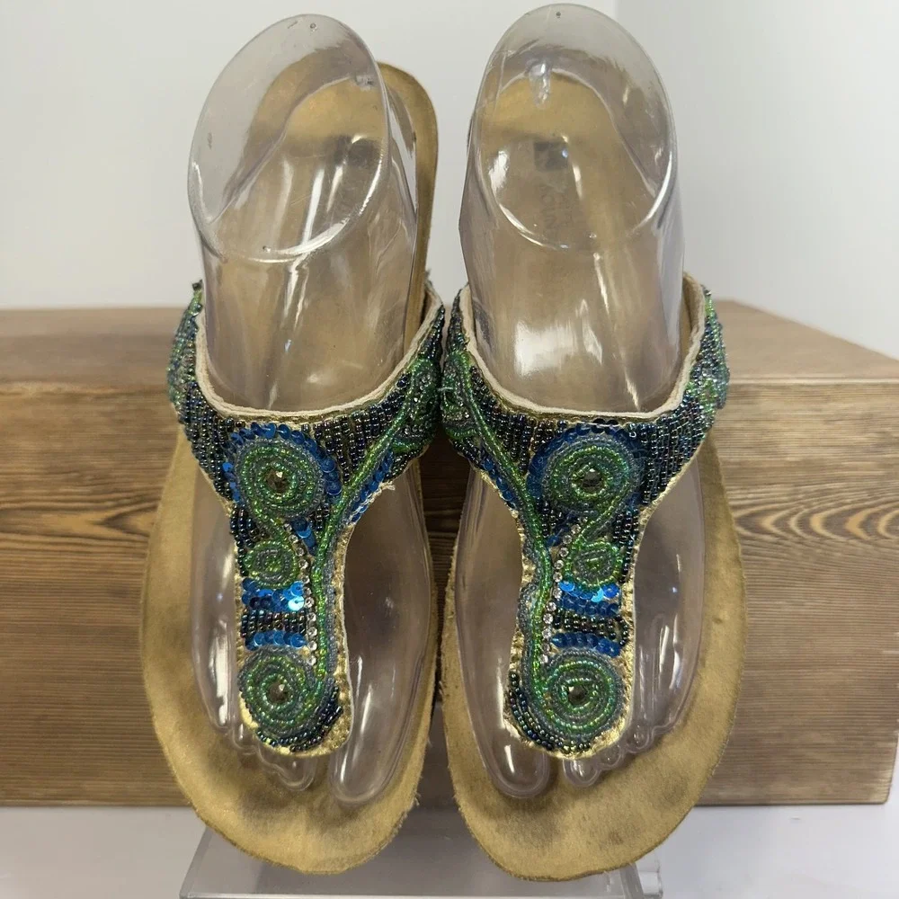 White Mountain Jeweled Thong Sandals W 9 Turquoise Peacock Beaded Cork Wedge